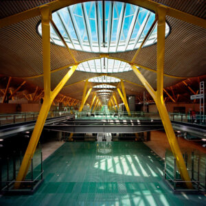 Óvalos en tubo redondo (aeropuerto Madrid)